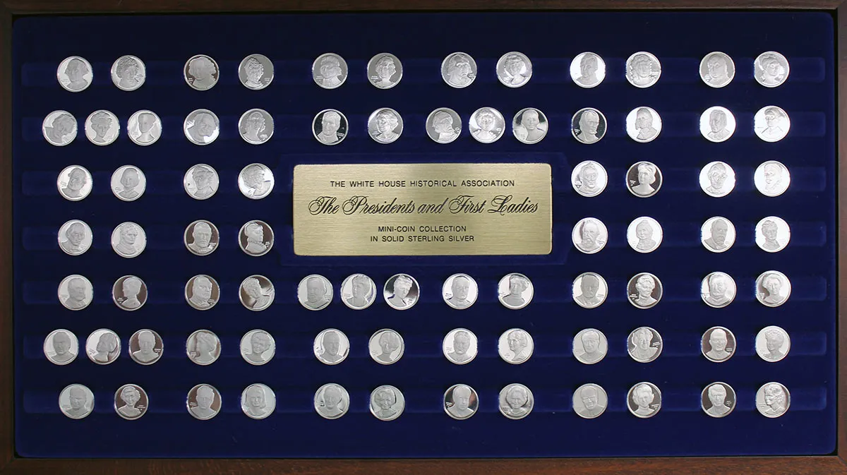 1977 STERLING SILVER FRANKLIN MINT PRESIDENTS FIRST LADIES 80 COIN SET WITH WOODEN PRESENTATION DISPLAY