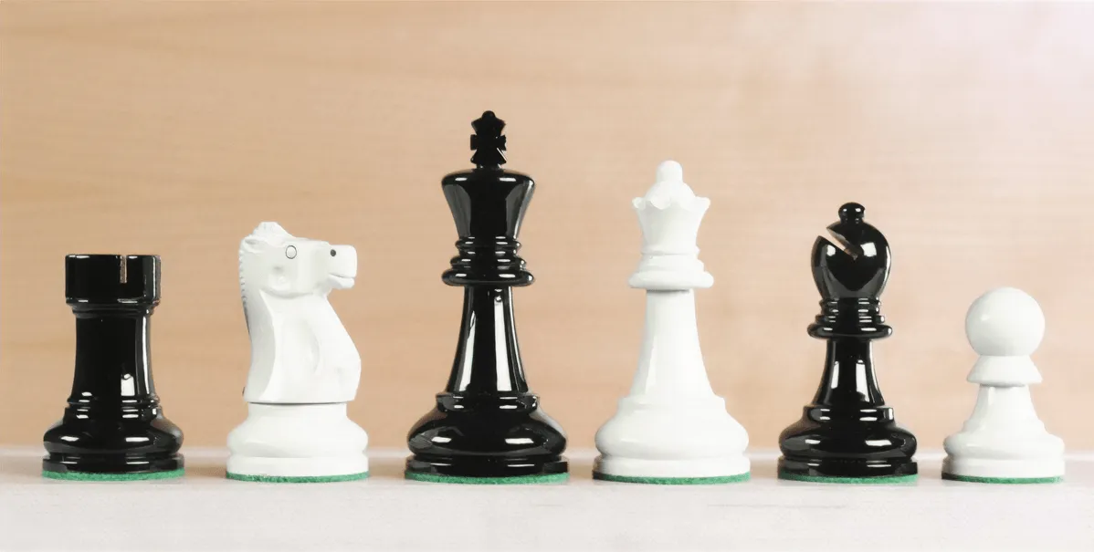 3 5/8" Ultimate Style Wooden Chess Pieces - Ebonized and White