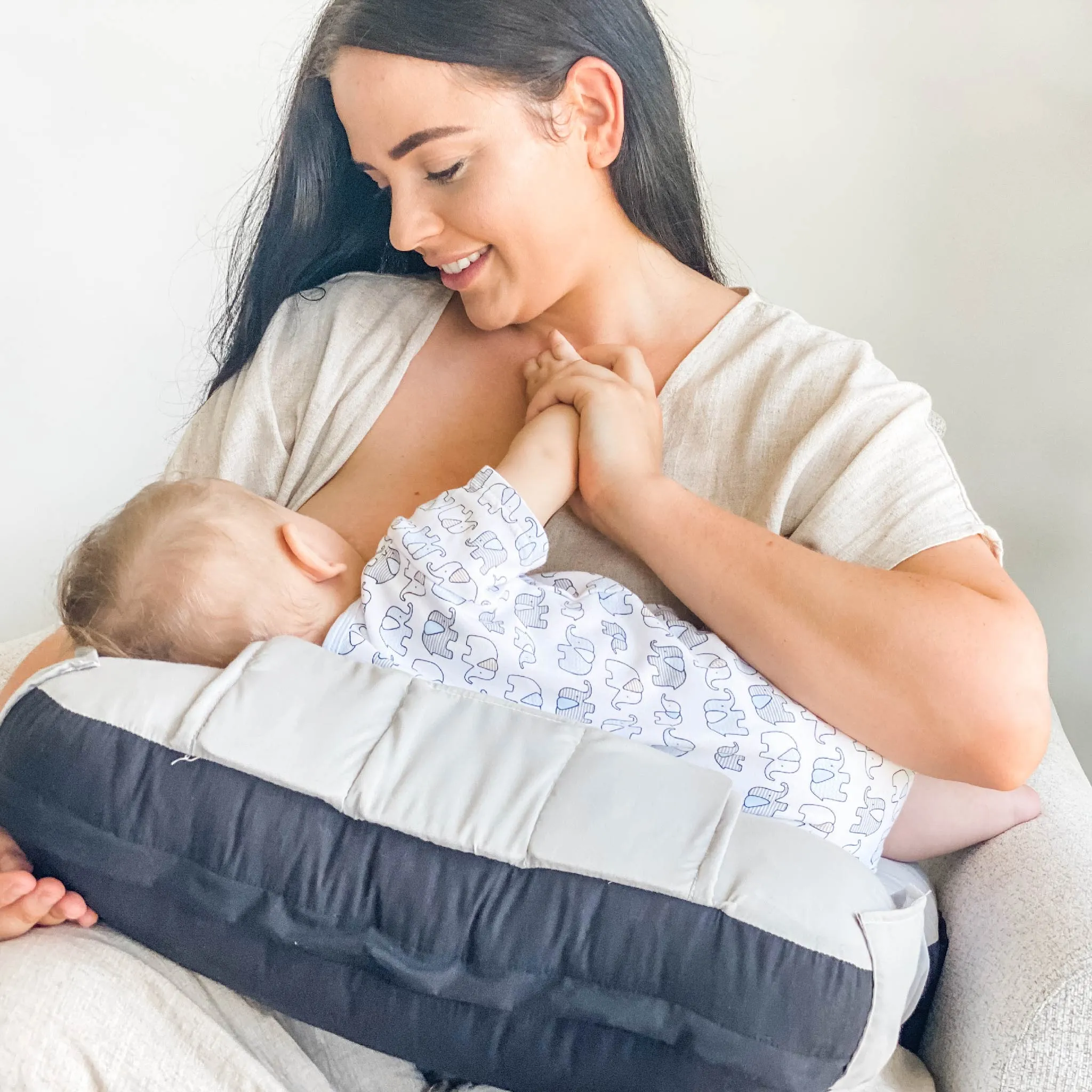 babystudio Breast Feeding Pillow with toybar