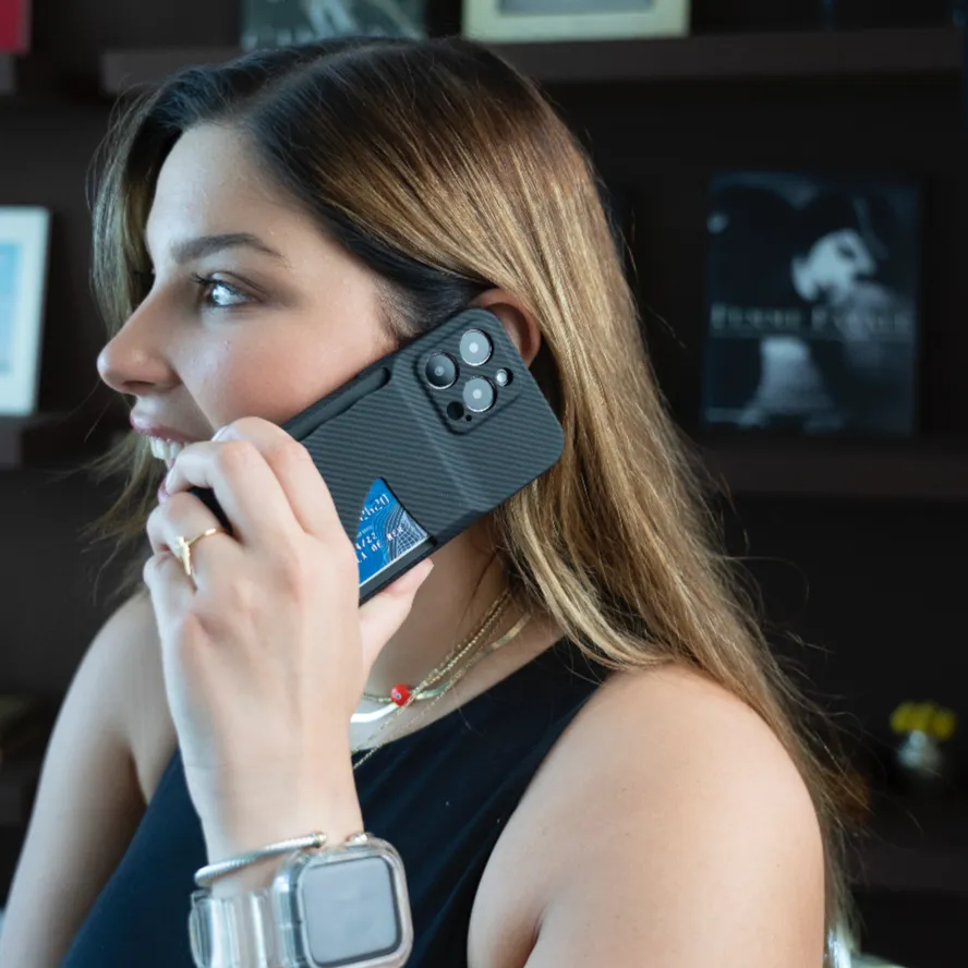 Carbon Series 1 - iPhone 13 Pro