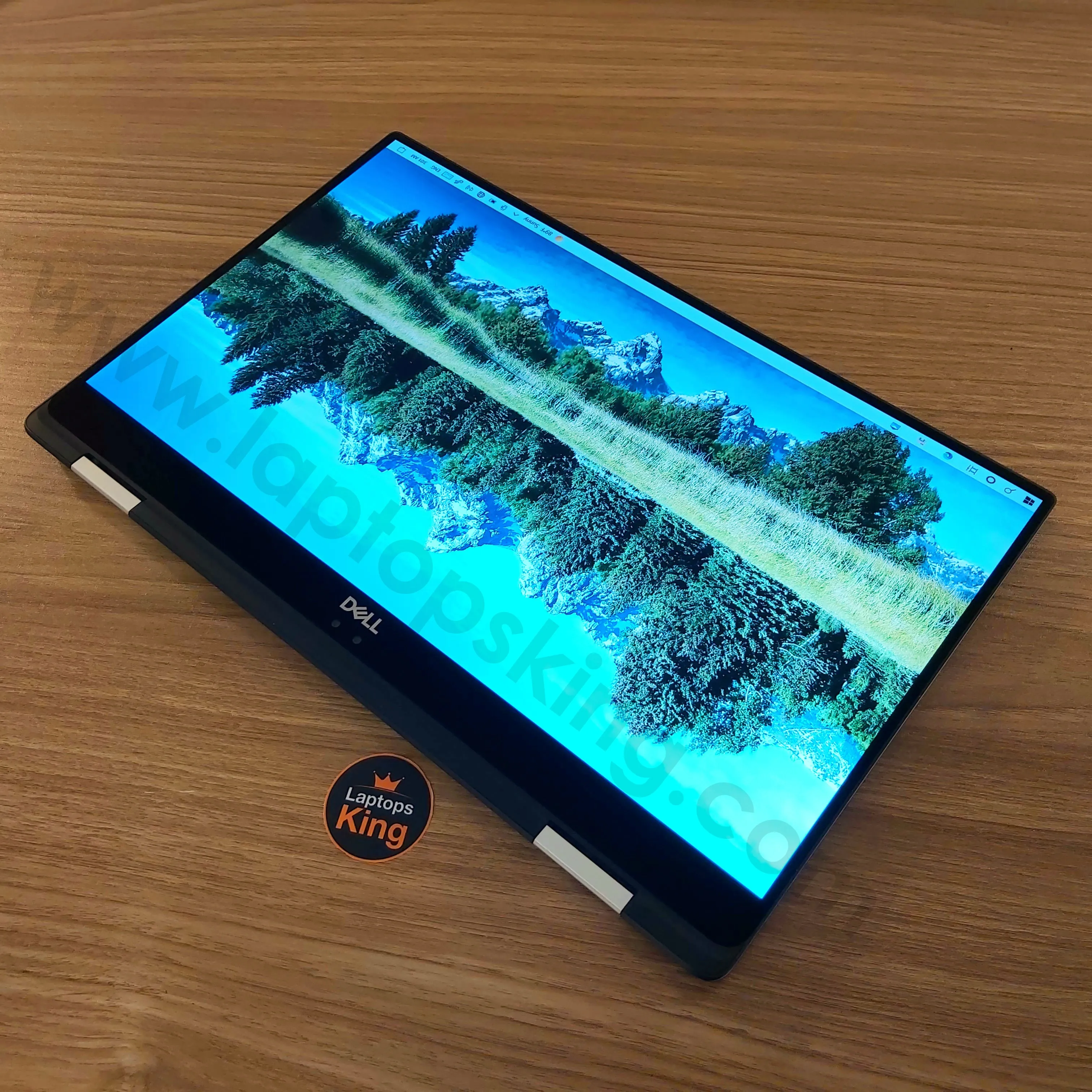 Dell XPS 15 9575 2in1 15.6" i7-8705G RX Vega 4gb Laptop (Used Very Clean)