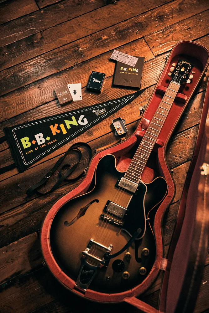 Gibson Custom Shop B.B. King "Live at the Regal" ES-335, Argentine Grey