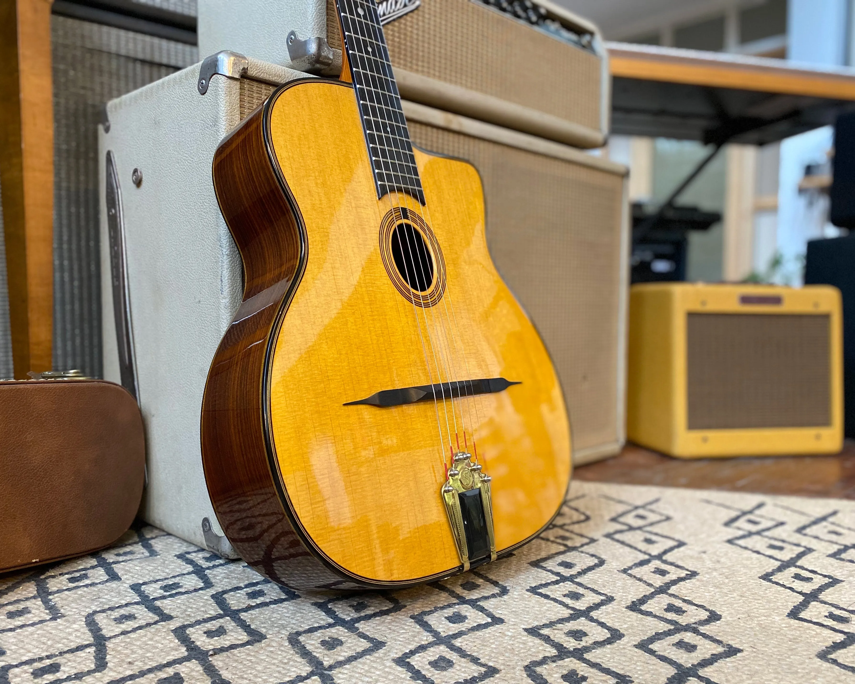Gitane DG-255
