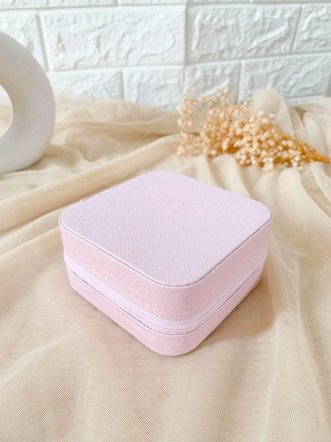 Jewelry Organizer Case For Easy Travelling
