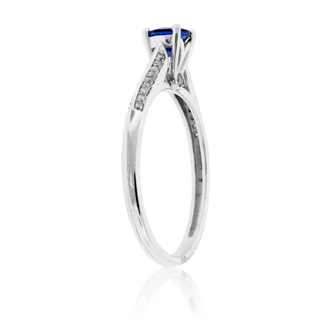 Round Blue Sapphire and Diamond Lined Ring