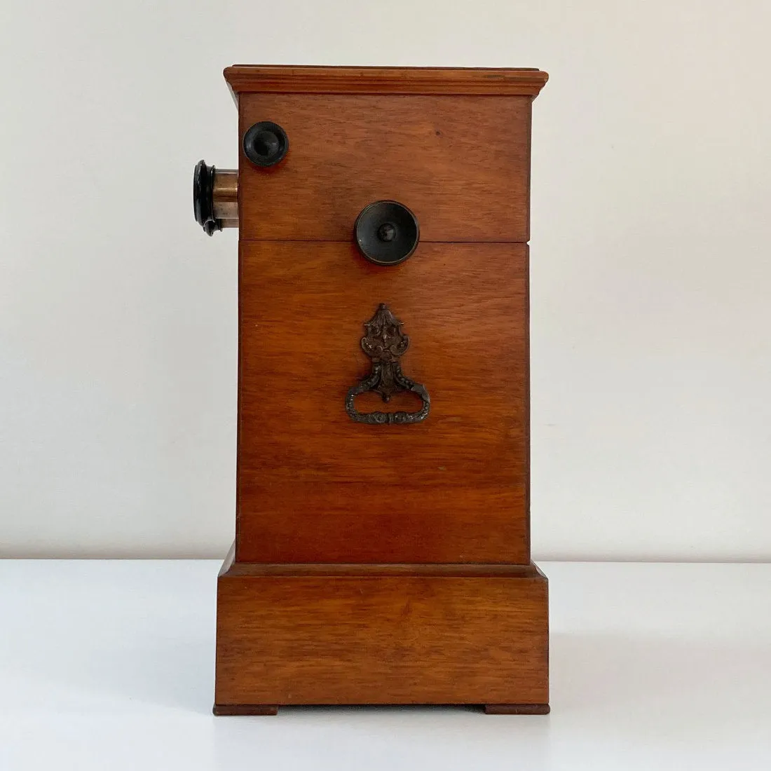 Victorian Tabletop Revolving Stereoscope by A. Mattey of Paris